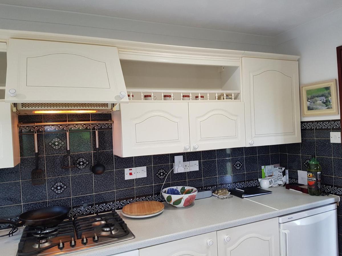 בודמין Meadow Oak Accommodation מראה חיצוני תמונה